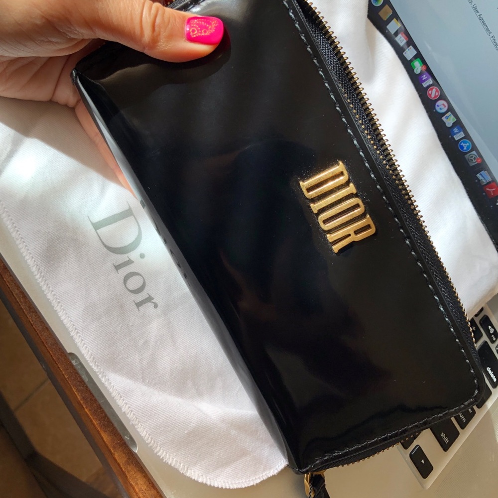 AUTHENTIC DIOR Zip-Around Wallet